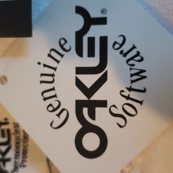 Oakley Flame Terry Short Sleeve Polo Men's size Medium - Picture 4 of 13